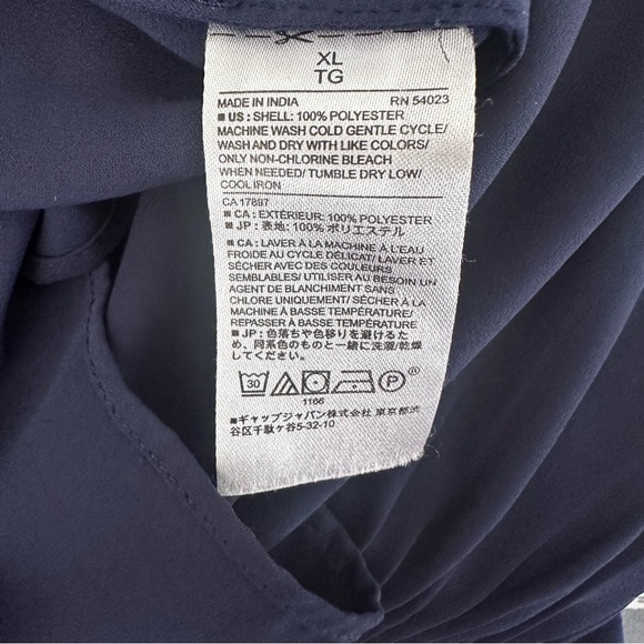 BANANA REPUBLIC Women's Long Sleeve Pleated Blouse Size XL - Picture 9 of 9